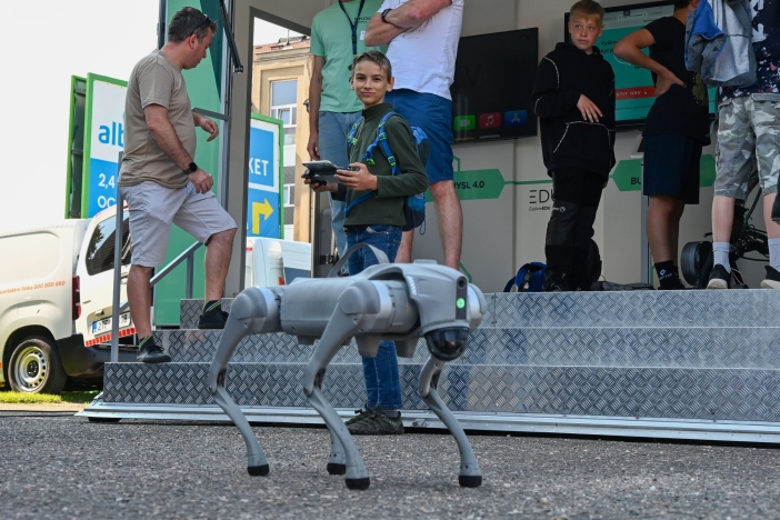 akademie techniky a řemesel