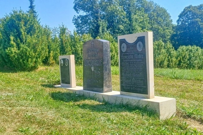 náhrobek heřmánkovice