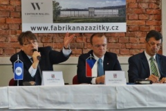 Hejtman se zúčastnil regionálního kongresu Euroregionu Glacensis 