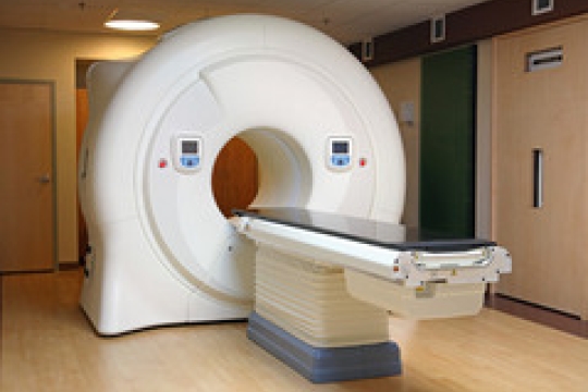 Krajští radní schválili dotaci pro náchodskou nemocnici na pořízení magnetické rezonance