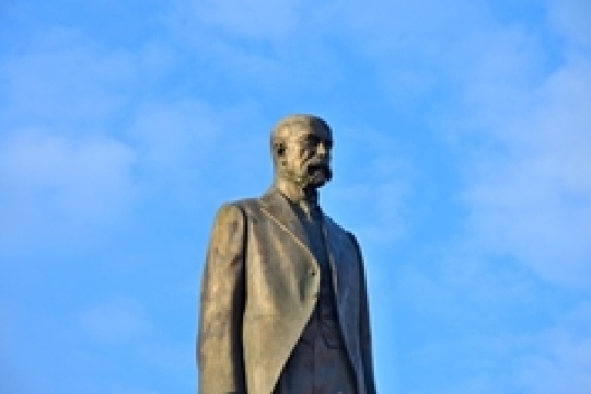 Hejtman uctil památku T. G. Masaryka v den jeho 167. narozenin