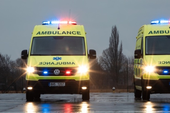 Nemocnice a záchranáři získali moderní vybavení v součtu za 630 milionů korun