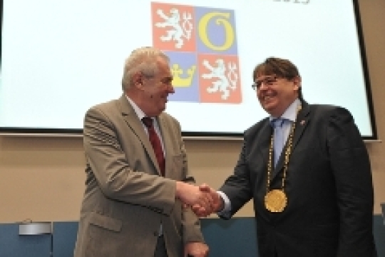 OBRAZEM: Přivítání prezidenta Miloše Zemana na Krajském úřadu