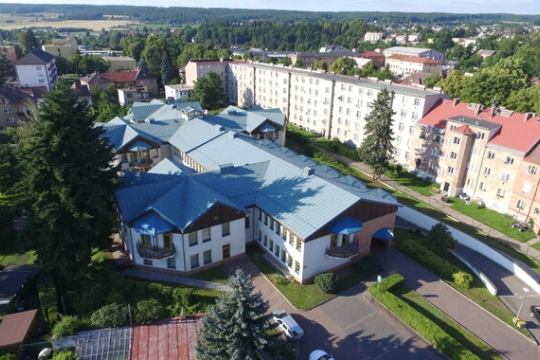 Část klientů dvorského domova pro seniory se na čas přestěhuje kvůli rekonstrukci koupelen