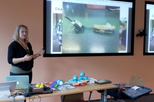 Královéhradecký kraj digitalizuje vzdělávání, přispívá tím k jeho efektivitě