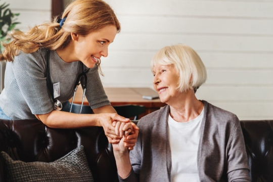 Nominujte osoby či organizace na Cenu sociálních služeb