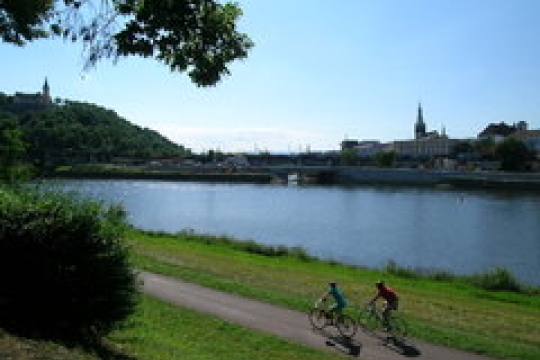 Labská stezka je nejlepším turistickým produktem roku 2016. Ocenění získala v rámci Velké ceny cestovního ruchu