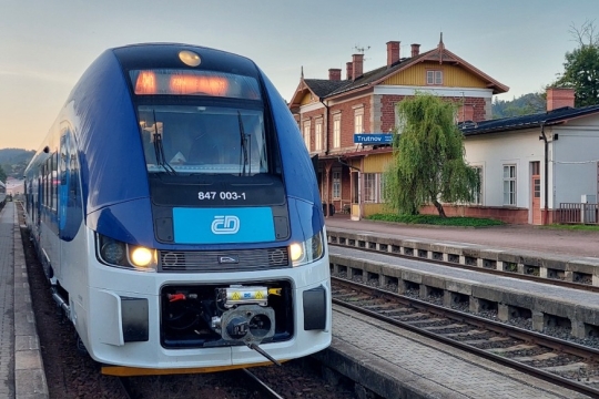 Strojvedoucí v Královéhradeckém kraji se začali školit na nové RegioFoxy