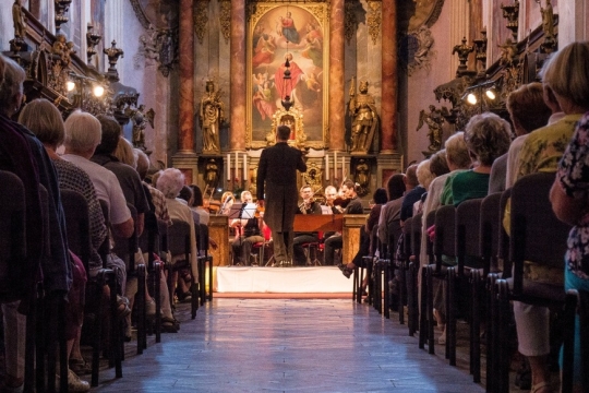 První letní koncert festivalu Za poklady Broumovska představil pozdně barokní hru v podání Národního divadla