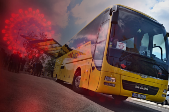 Omezení spojů a vyšší hygiena. Kraj v autobusové dopravě zavádí opatření kvůli koronaviru