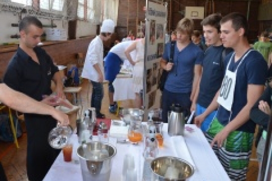 Kam na střední? Nová forma prezentace škol a zaměstnavatelů poradí. Startuje na podzim