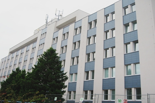 Kraj hledá firmu na laboratoře v nemocnici Trutnov