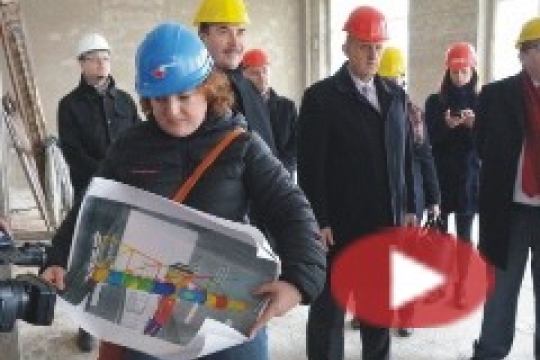 VIDEO: Galerie moderního umění netradičně - podívejte se s námi na stavbu