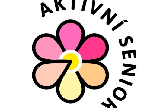 Senioři v Broumově si rádi hrají. První ročník sportovní olympiády jim rozproudil krev v žilách