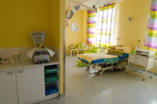 První letošní dítě Královéhradeckého kraje se narodilo v 02:39 v Jičíně