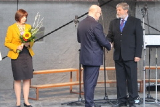 Řezbář z Hradce Králové si došel pro další ocenění