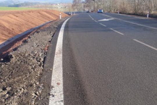 V Podkrkonoší po nových silnicích. Otevřela se největší silniční stavba z rozšíření zóny Vrchlabí