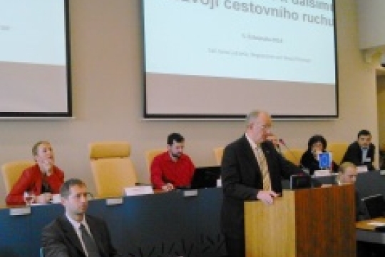 O seminář „Kvalitou služeb k dalšímu rozvoji cestovního ruchu“ byl veliký zájem 