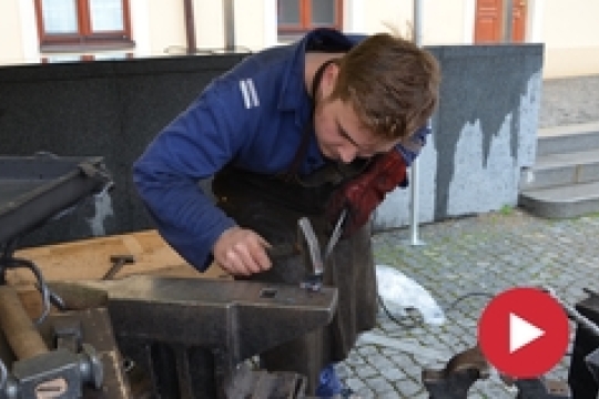VIDEO: Velikonoční jarmark představil tradiční řemesla na odborných učilištích