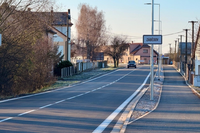 Nová silnice Nový Bydžov - Zábědov
