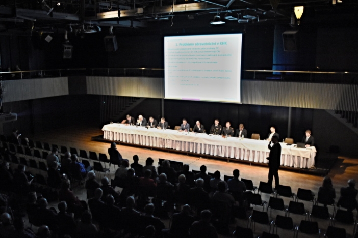 Krajští radní diskutovali se starosty. Tématem byla doprava či zdravotnictví